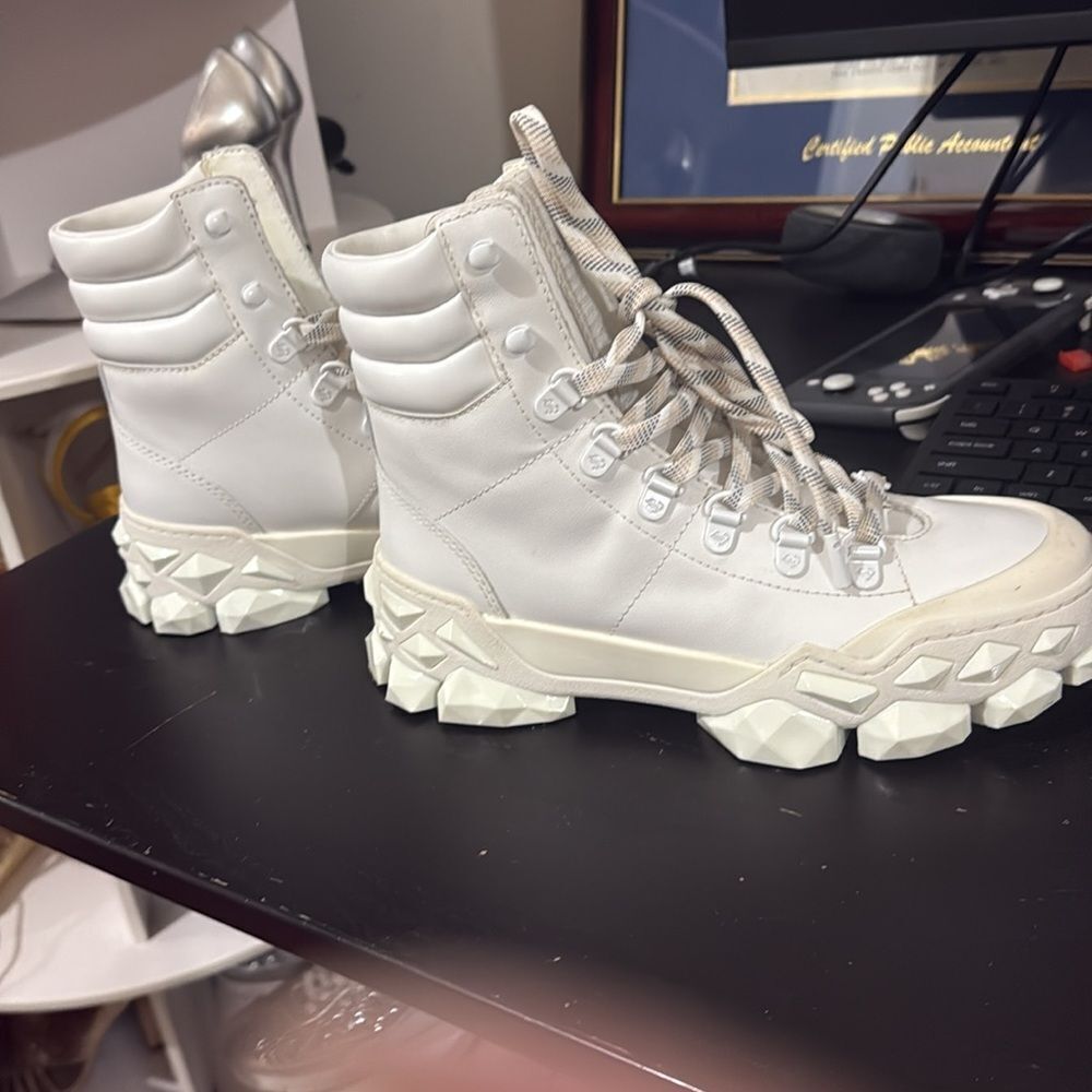 Jimmy Choo Leather Diamond x Hike Hiking Boots in White 36.5 US 6 - Picture 9 of 9